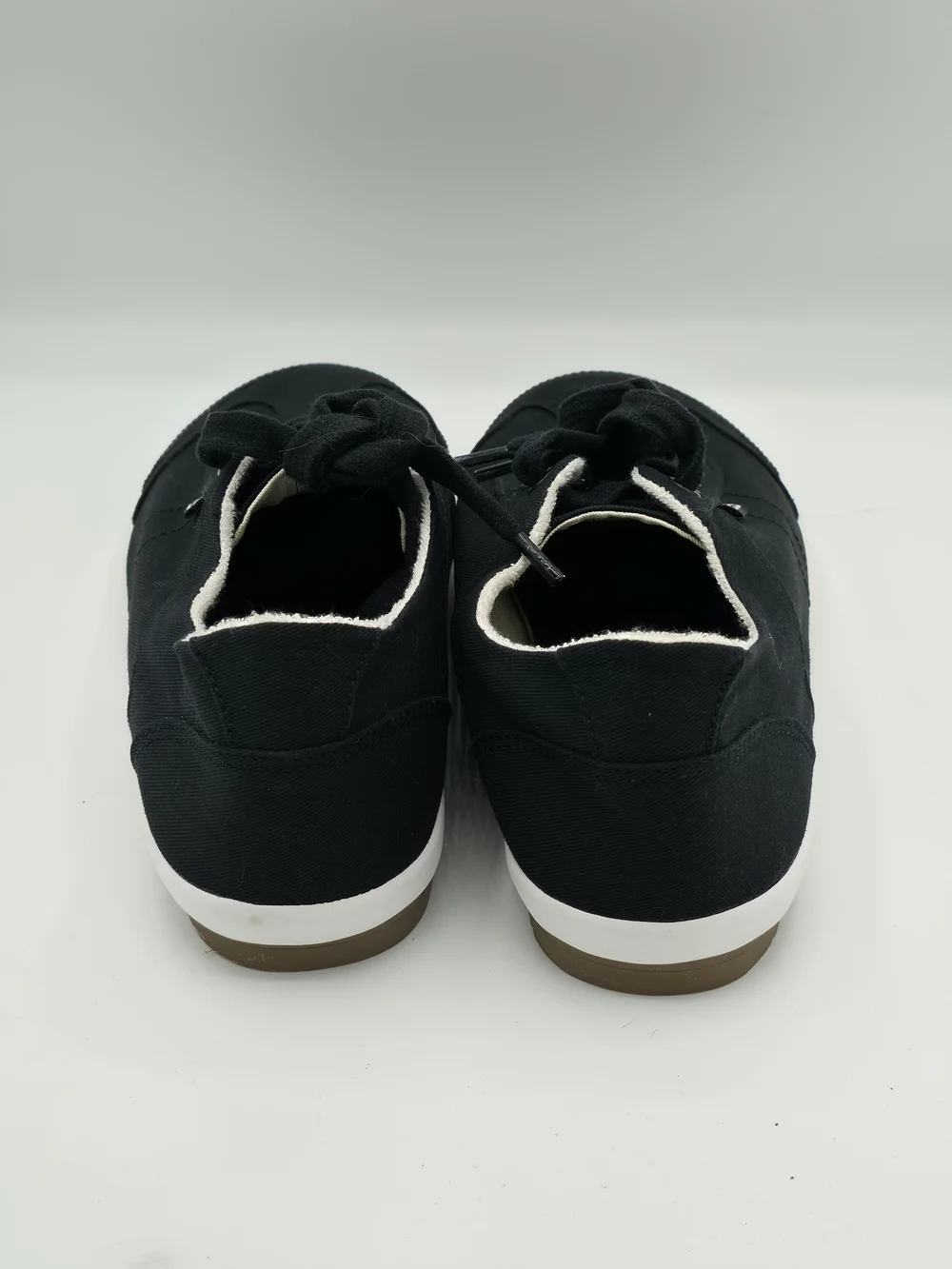 Skechers casual low